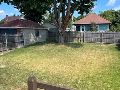 34 Friendly Rd, Cranston, RI 02910 - photo 4