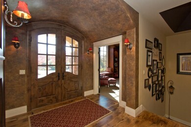 013 foyer - IMG_3802