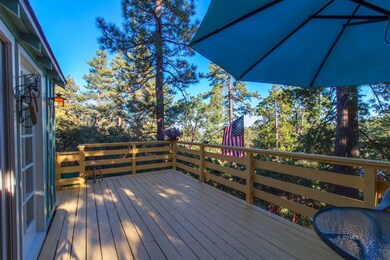 RELAX ON THE DECK