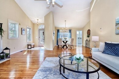 39 Arborwood Dr, Burlington, MA 01803 - photo 5