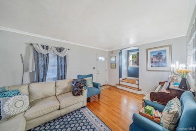 64 E Chester St, Valley Stream, NY 11580 - photo 2