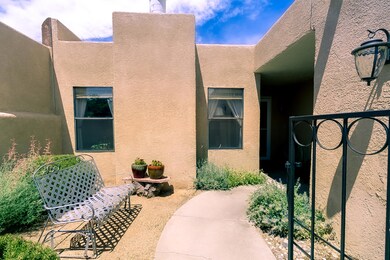 5827 Elmwood Dr NE, Albuquerque, NM 87109 - photo 3