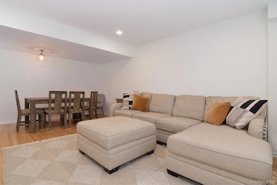 140 N Broadway unit O-T24, Irvington, NY 10533 - photo 5