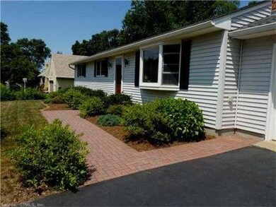 25 Monroe Rd, Enfield, CT 06082 - photo 5