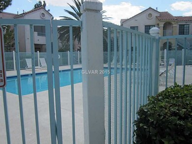 Swimming Pool/Hot Tub/Sauna.