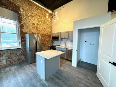 810 Monocacy St unit 404, Bethlehem, PA 18018 - photo 3