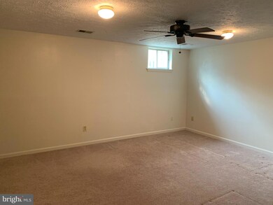 313 Georgetowne Ct, Stephens City, VA 22655 - photo 7