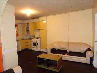 2230 E Lynn St, Anderson, IN 46016 - photo 4