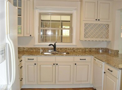 447 Coleridge Rd, Ramseur, NC 27316 - photo 5