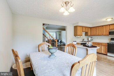 1558 Saint Lawrence Ct, Frederick, MD 21701 - photo 6