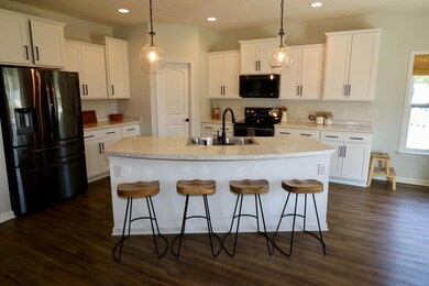 242 Lilly Ln, Batesville, IN 47006 - photo 4