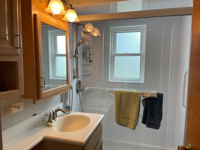 565 S Colfax Ave, Elmhurst, IL 60126 - photo 7