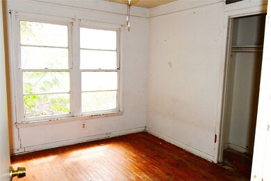 221 Bedford Ct E, Bedford, TX 76022 - photo 4