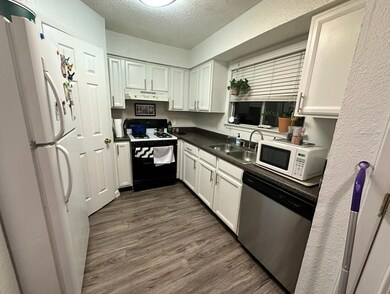 2005 Glen Allen St unit 110, Austin, TX 78704 - photo 6