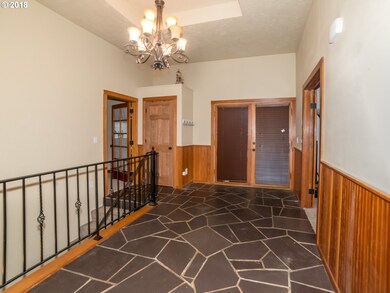 Entrance/Foyer