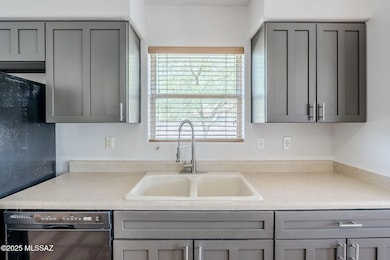 2321 W. Silvergate Pl.