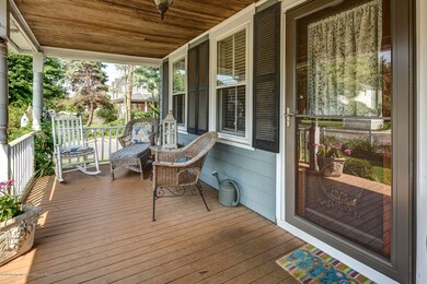06_Front Porch-2