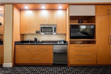 2000 N Fashion Show Dr unit 1623, Las Vegas, NV 89109 - photo 2