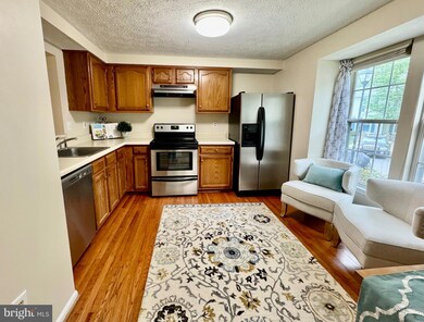 2557 Log Mill Ct, Crofton, MD 21114 - photo 7