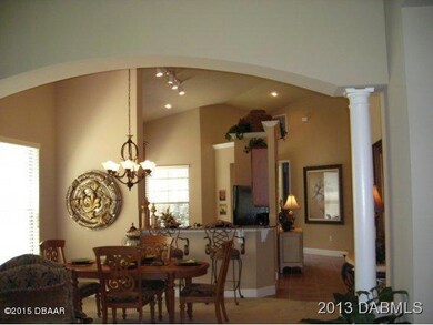 761 Cobblestone Dining