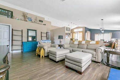 Living Area(3)