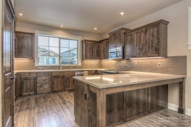 20893 SE Humber Ln, Bend, OR 97702 - photo 5