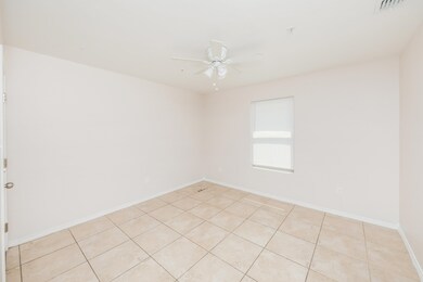 2601 Lomas Del Sur unit 203, Laredo, TX 78046 - photo 7