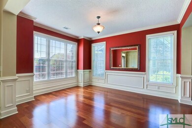 Formal Dining