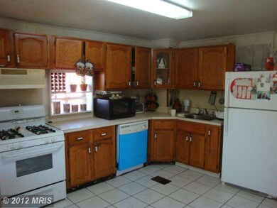 4907 Quincy St, Bladensburg, MD 20710 - photo 7