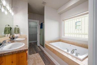 28-web-or-mls-10-20-25 61847 SE 27th Str