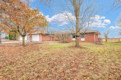 1753 County Road 1550 N, Urbana, IL 61802 - photo 2