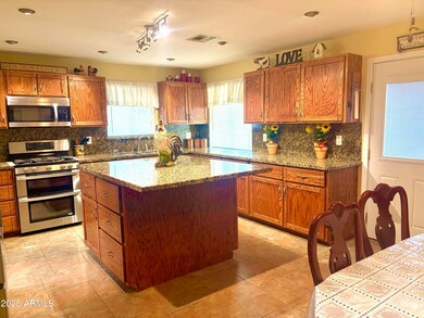 11820 N 30th Dr, Phoenix, AZ 85029 - photo 5