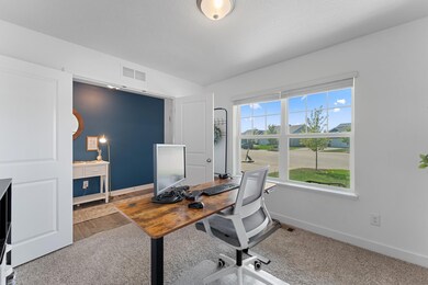 1821 Dauwalter Cir, Carver, MN 55315 - photo 5