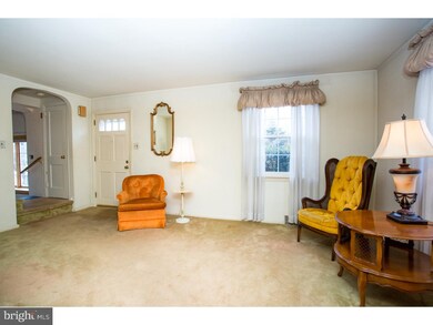 63 Strathaven Dr, Broomall, PA 19008 - photo 4