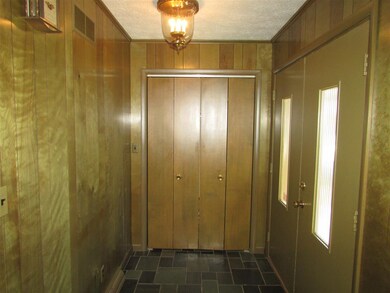Nice entry with slate floor