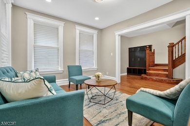 139 Myrtle Ave, Irvington, NJ 07111 - photo 5