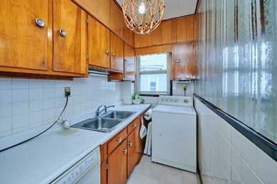 817 Broadway, Revere, MA 02151 - photo 4