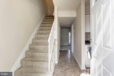 7953 Community Dr, Manassas, VA 20109 - photo 5