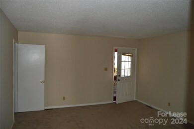 221 Kelly St unit 3, Statesville, NC 28677 - photo 3