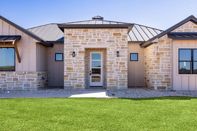 4528 Comanche Trace Dr, Kerrville, TX 78028 - photo 3