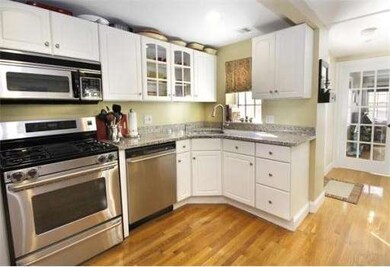 591 E 2nd St unit 2, Boston, MA 02127 - photo 3