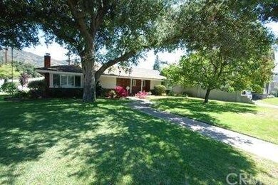 FRONT VIEW OF HOME