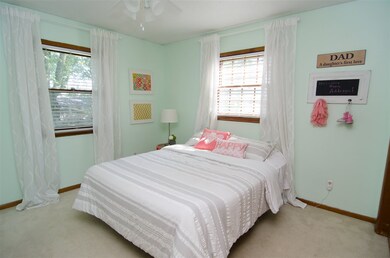 208 William St, Vincennes, IN 47591 - photo 5