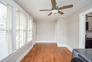 1040 Columbia St unit B, Houston, TX 77008 - photo 4