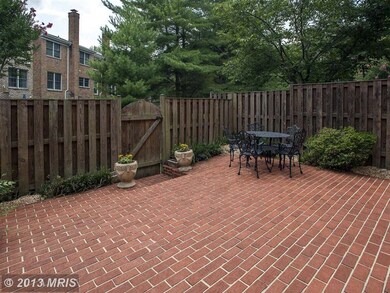 1142 Jeffrey Dr, Crofton, MD 21114 - photo 2