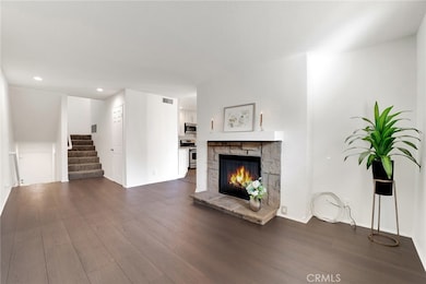 29623 Strawberry Hill Dr unit 1, Agoura Hills, CA 91301 - photo 5