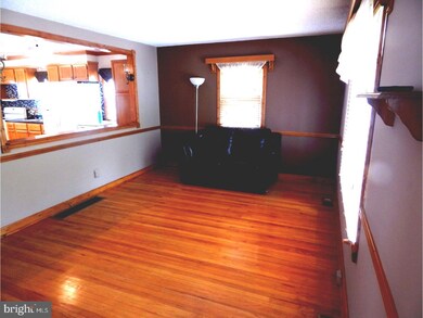 384 Walnut Ave, Gloucester City, NJ 08030 - photo 7