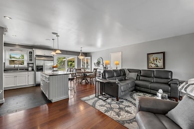 2635 Cardinal Dr, East Chicago, IN 46312 - photo 2