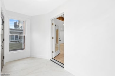 31 Cummings St, Irvington, NJ 07111 - photo 5