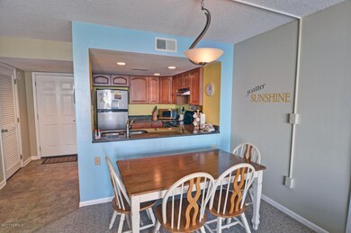 2210 St Regis North Topsail-large-008-8-